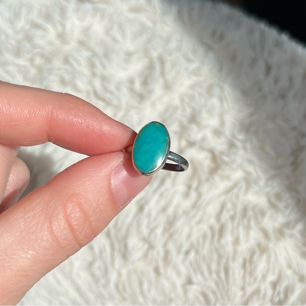 Silver & Turquoise Ring - Picture 3 of 9